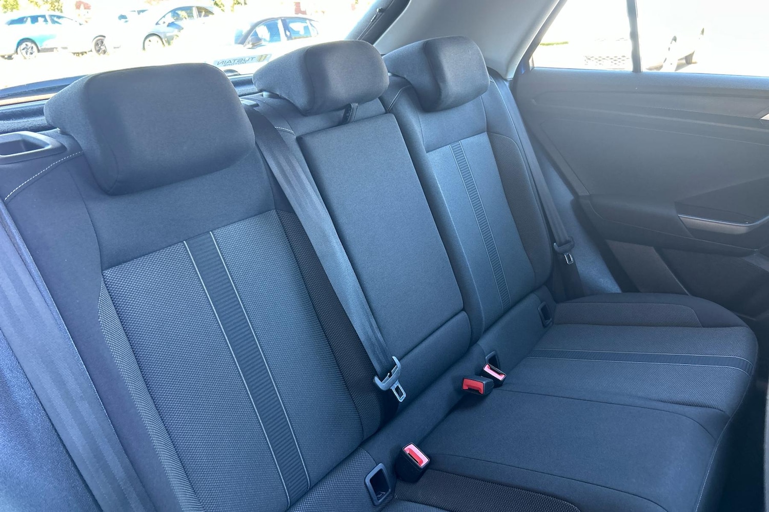 Used Volkswagen T-Roc 2023 for sale - 76624847: Photo 16