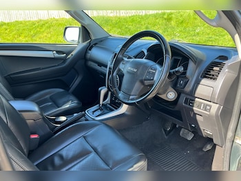 Used Isuzu D-Max 2015 for sale - 74950459: Photo
