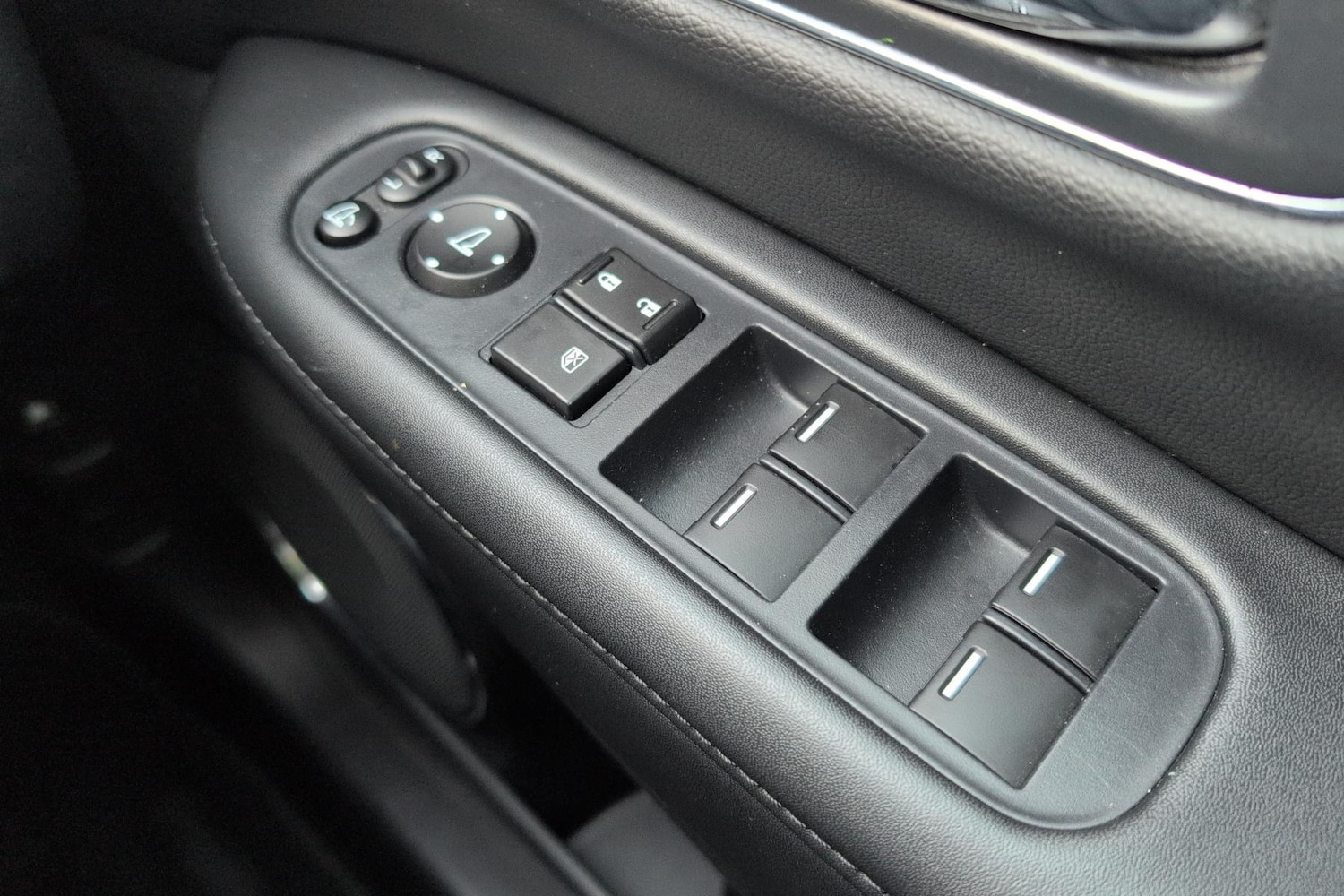 Used Honda HR-V 2016 for sale - 76892945: Photo 24