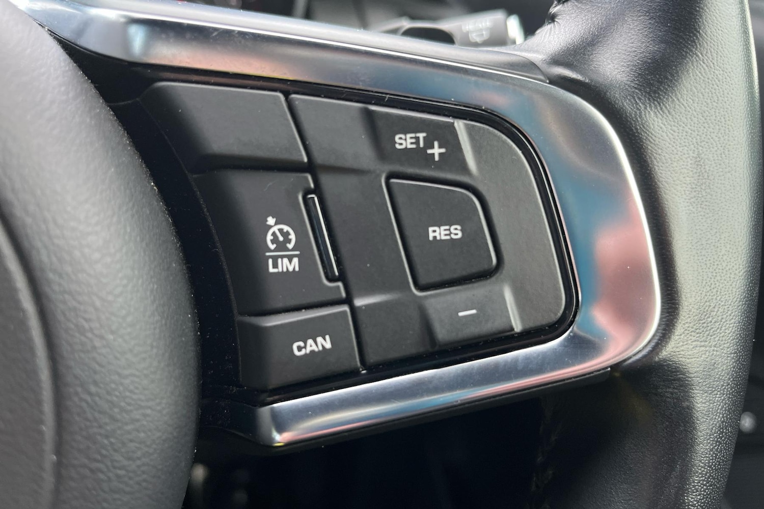 Used Jaguar E-Pace 2018 for sale - 78163095: Photo 22