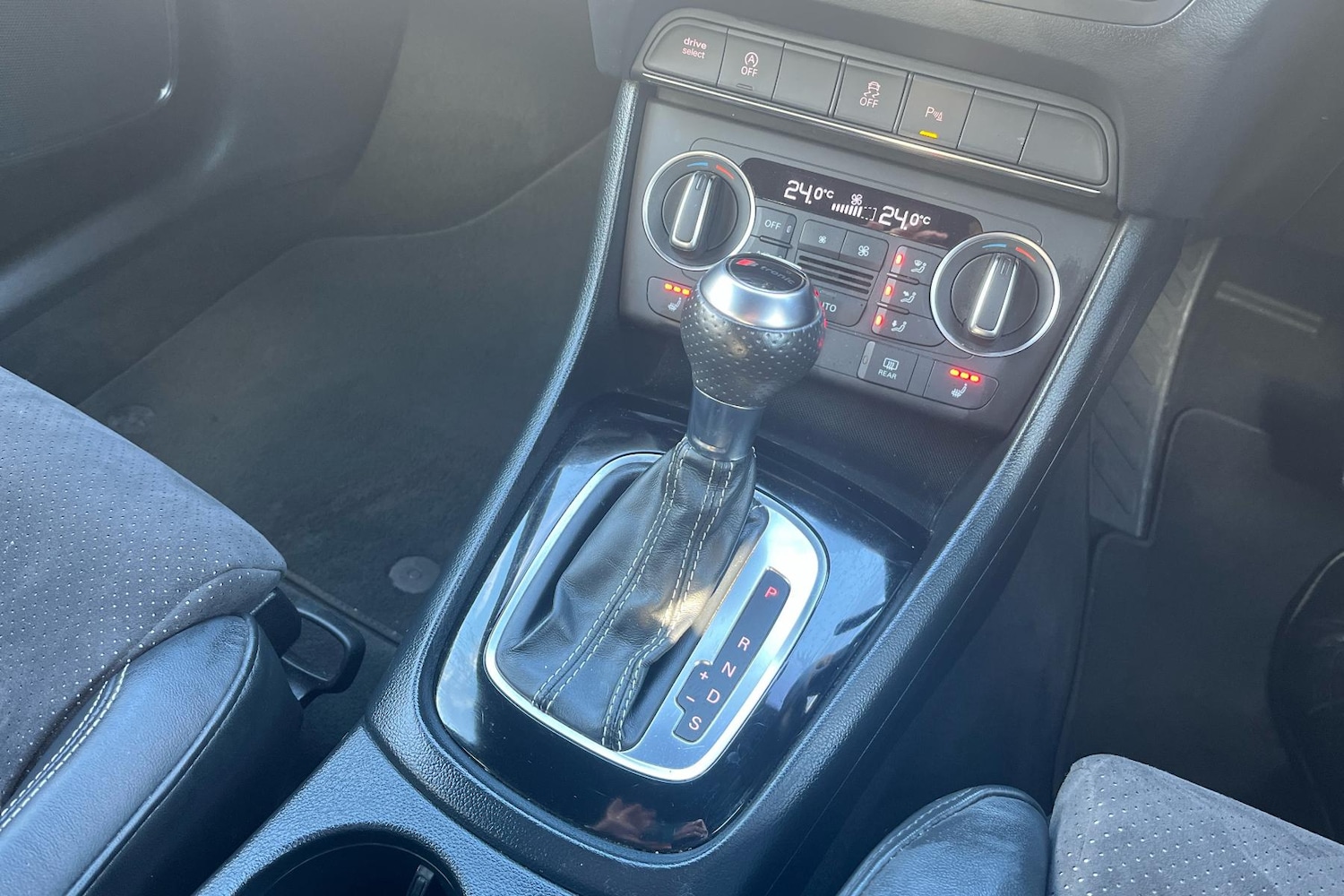 Used Audi Q3 2017 for sale - 76732598: Photo 14