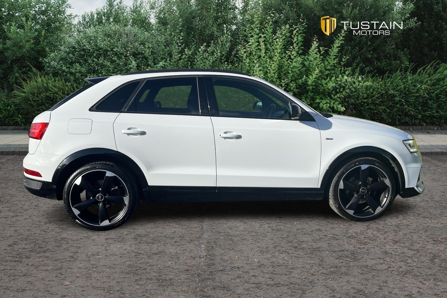 Used Audi Q3 2017 for sale - 76732598: Photo 8