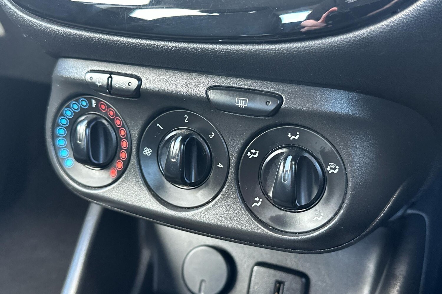 Used Vauxhall Corsa 2018 for sale - 76193645: Photo 20