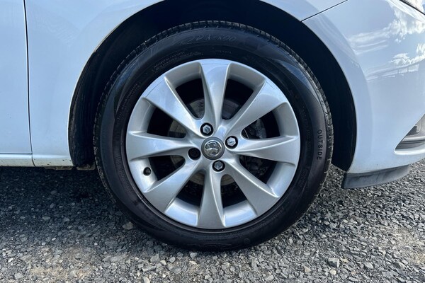Used Vauxhall Corsa 2018 for sale - 76193645: Photo 3