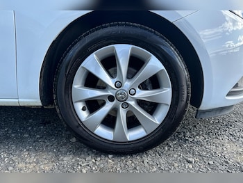 Used Vauxhall Corsa 2018 for sale - 76193645: Photo 3