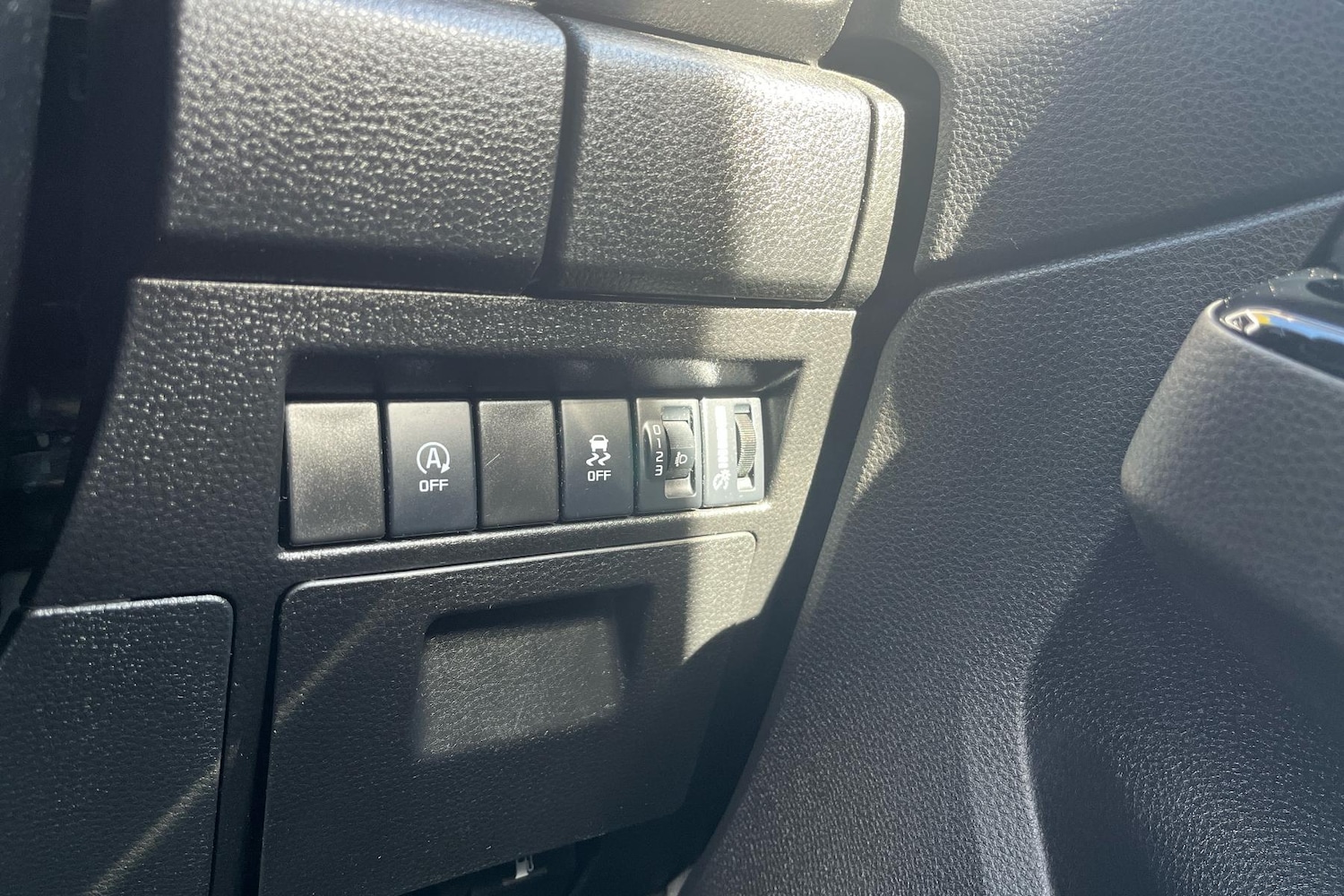 Used Isuzu D-Max 2023 for sale - 76034453: Photo 25