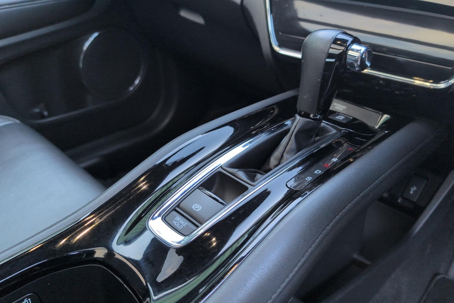 Used Honda HR-V 2016 for sale - 77159828: Photo 14