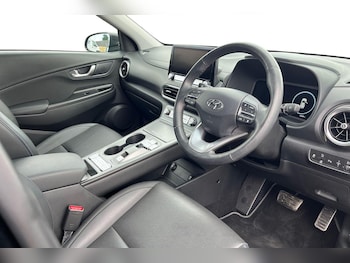 Used Hyundai KONA 2023 for sale - 79282103: Photo