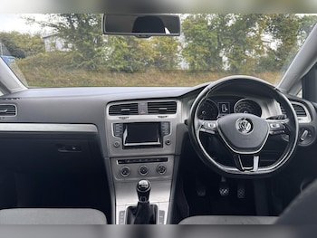 Used Volkswagen Golf 2015 for sale - 75637624: Photo