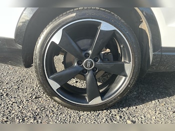 Used Audi Q3 2017 for sale - 76329045: Photo