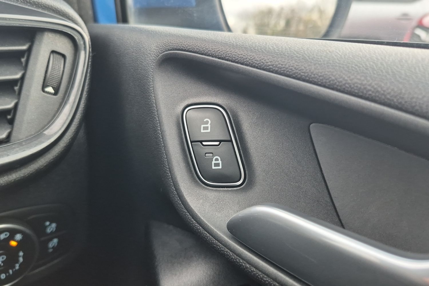 Used Ford Fiesta 2020 for sale - 77929092: Photo 16