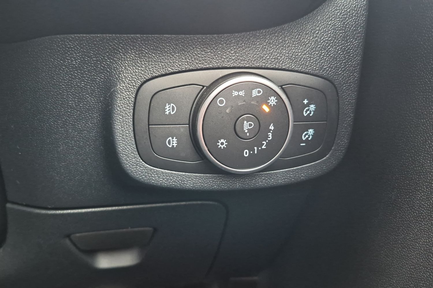 Used Ford Fiesta 2020 for sale - 77929092: Photo 17