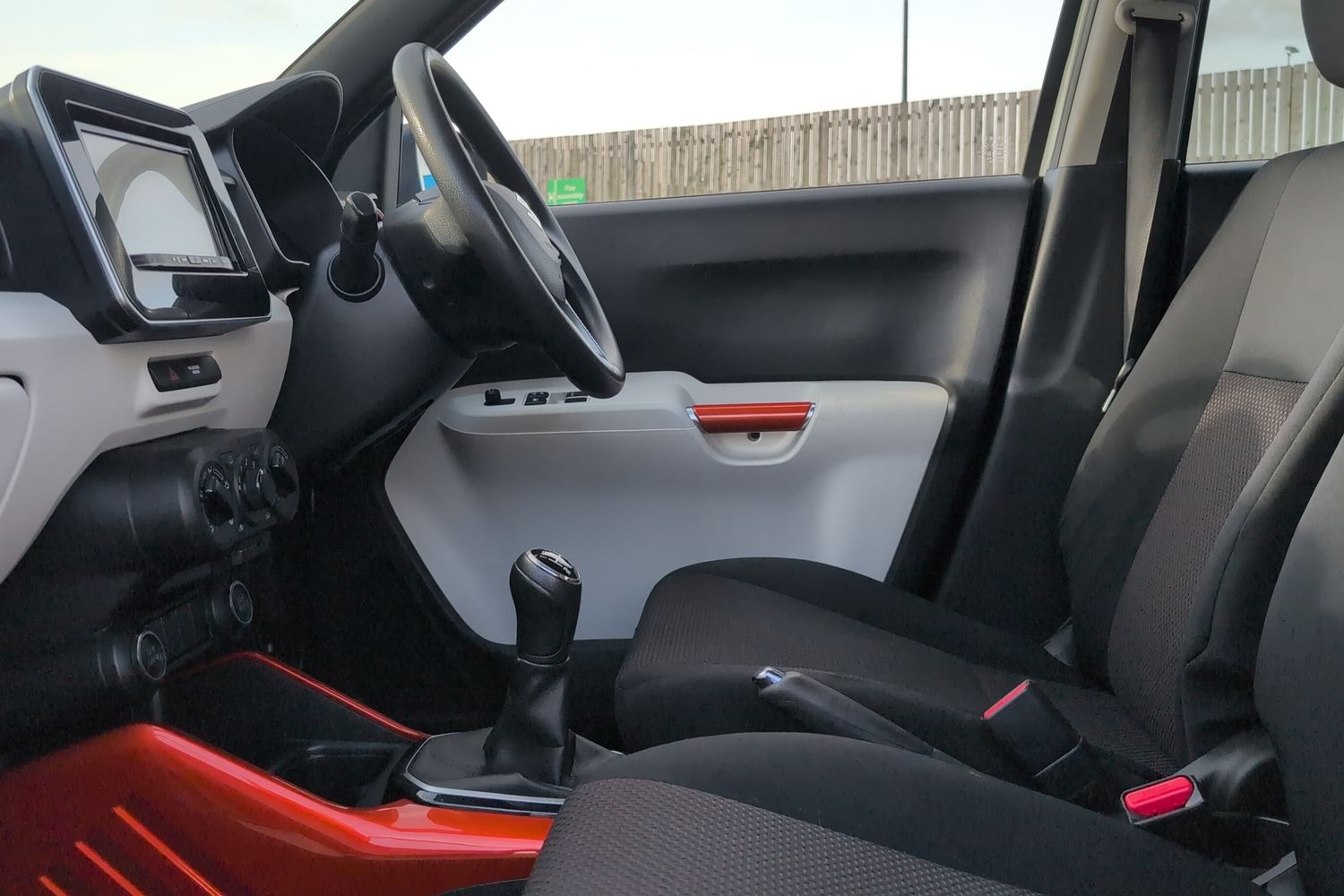 Used Suzuki Ignis 2017 for sale - 77649522: Photo 15