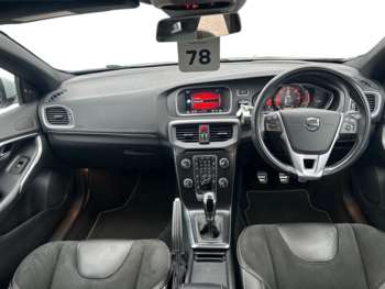 Used Volvo V40 2018 for sale - 75163687: Photo