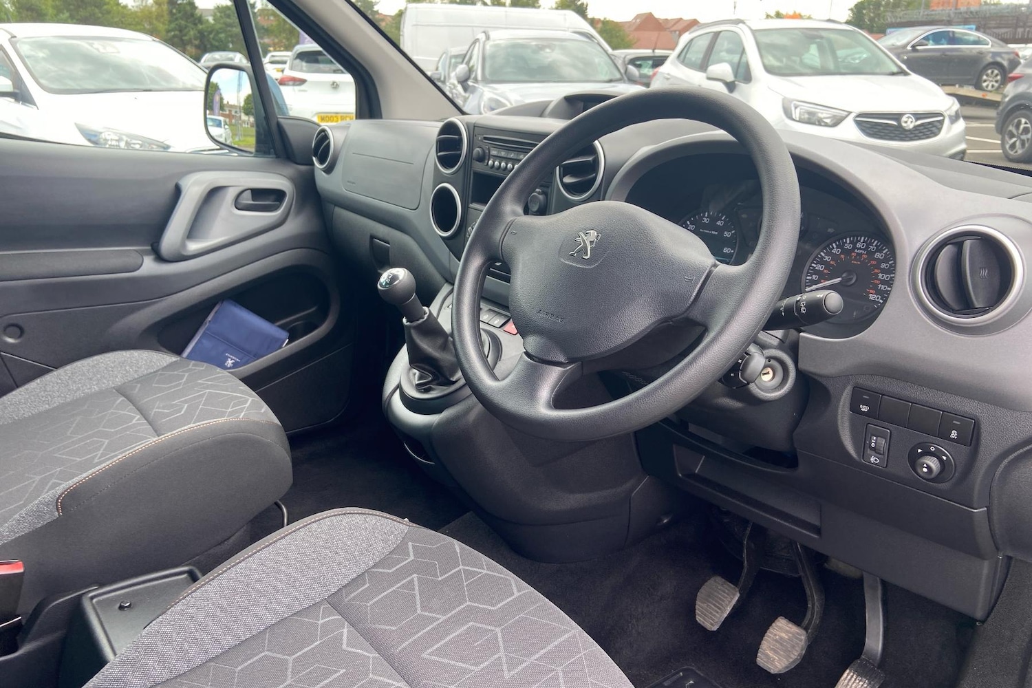 Used Peugeot Horizon 2019 for sale - 76401569: Photo 2