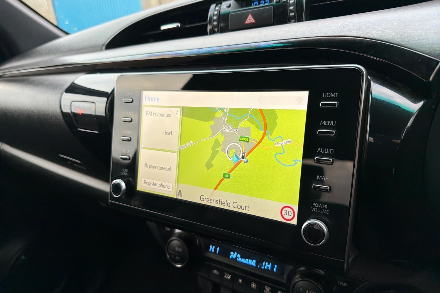 Used Toyota Hilux 2023 for sale - 77000395: Photo 15