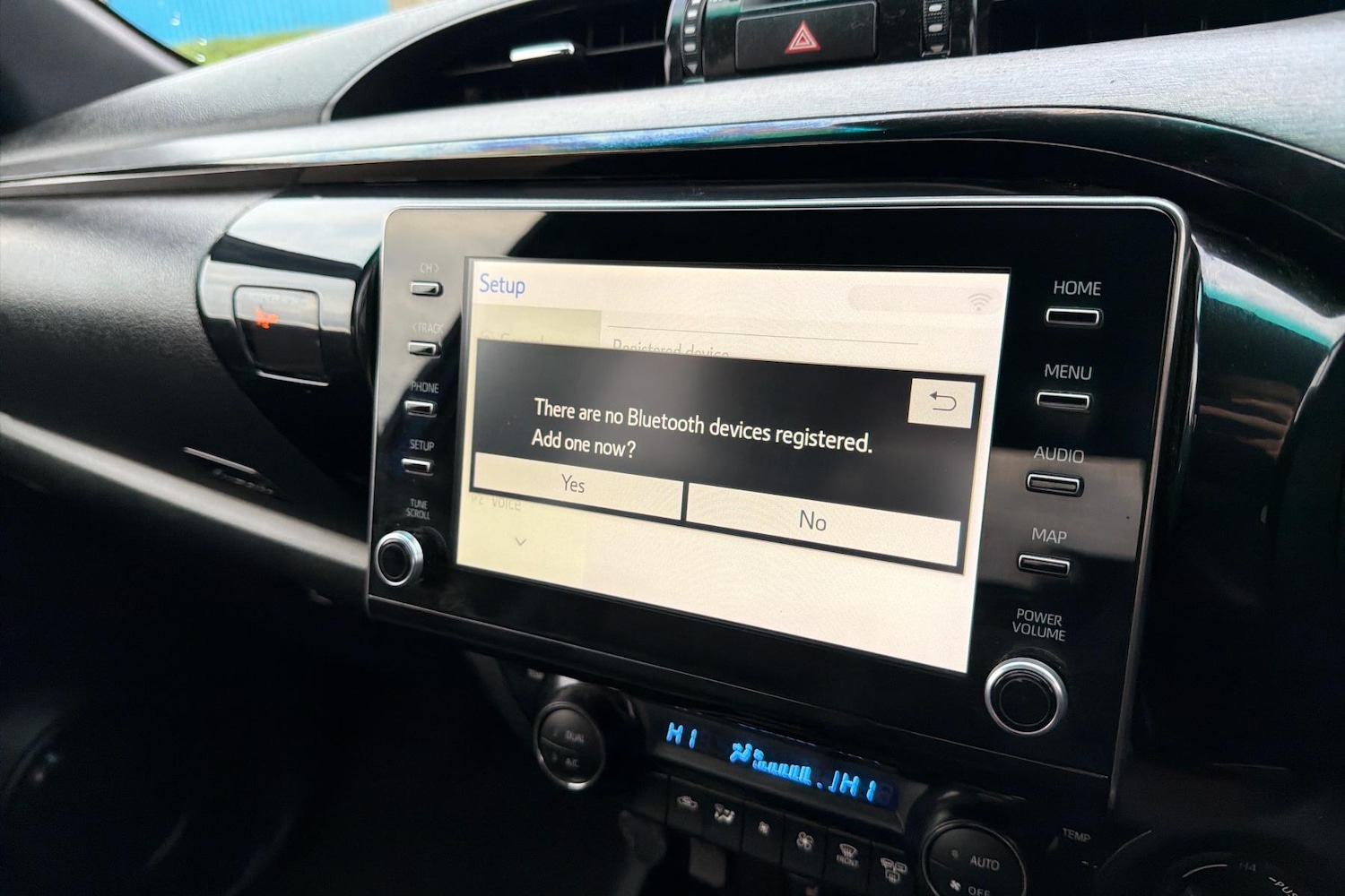 Used Toyota Hilux 2023 for sale - 77000395: Photo 17