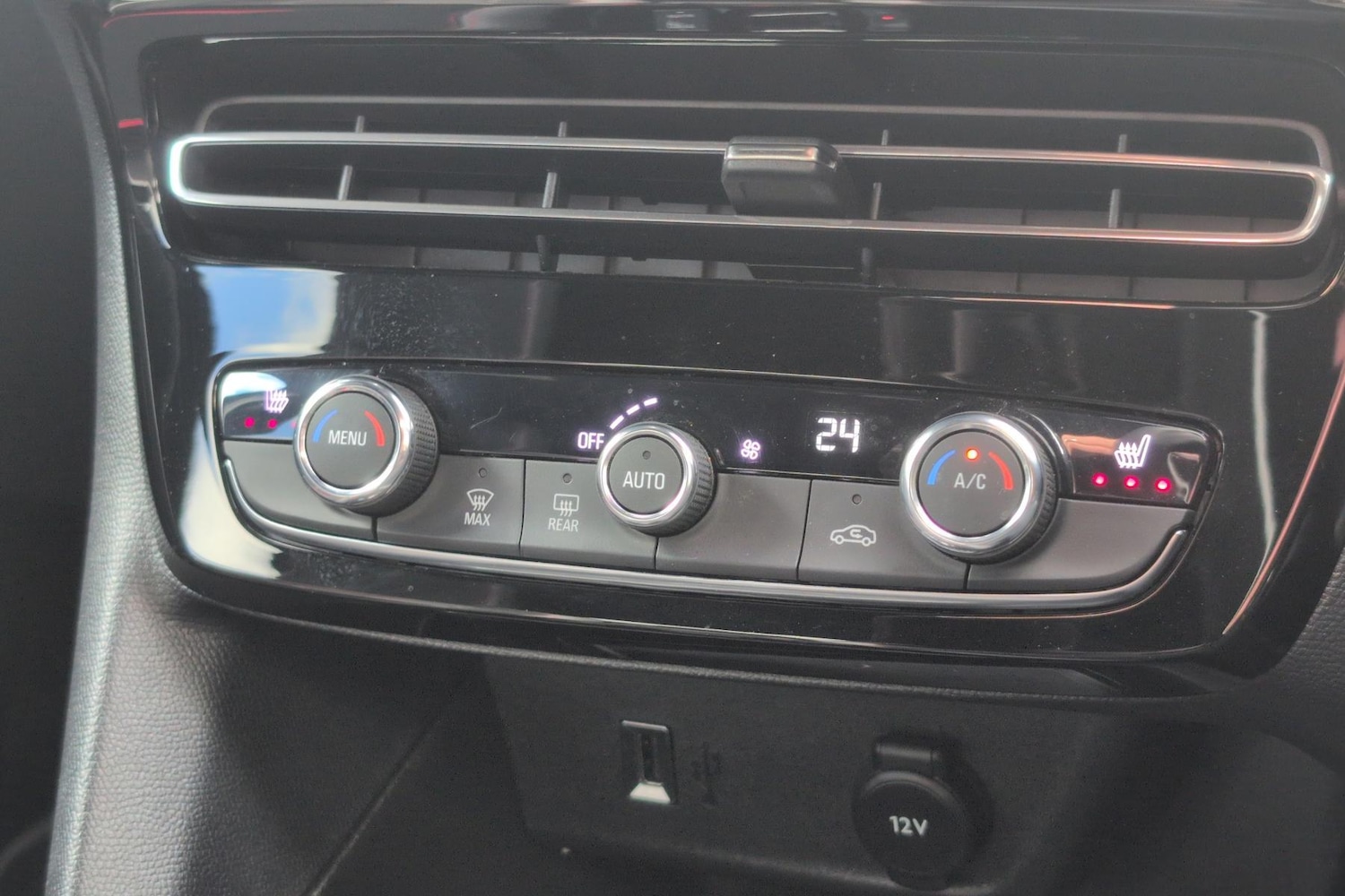 Used Vauxhall Mokka Electric 2022 for sale - 75845193: Photo 25