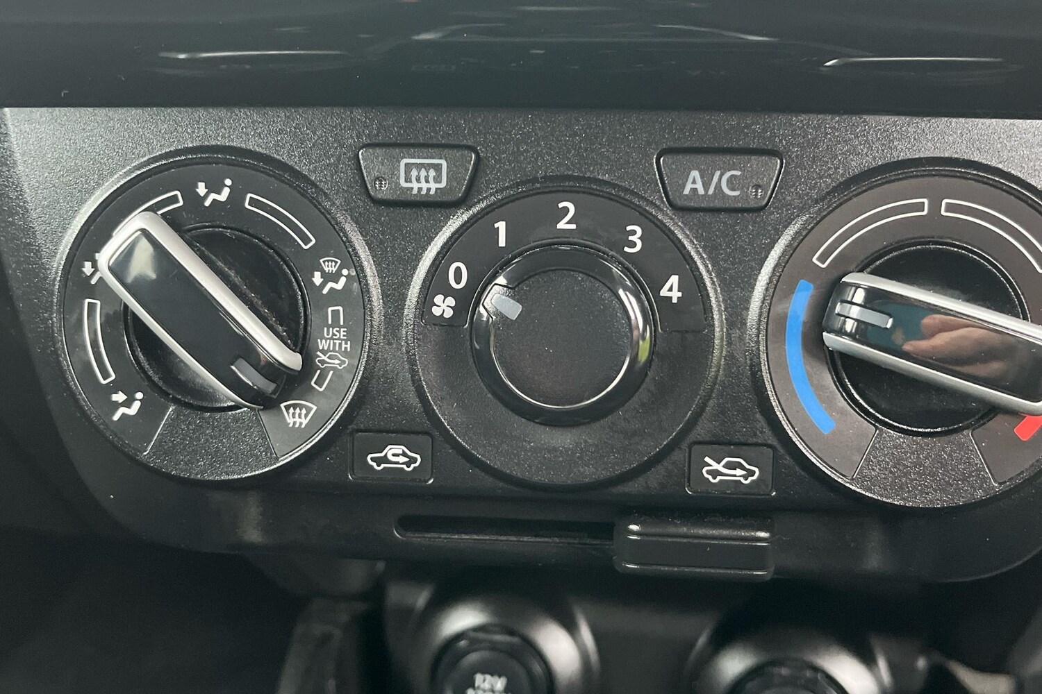 Used Suzuki Swift 2020 for sale - 76502804: Photo 16