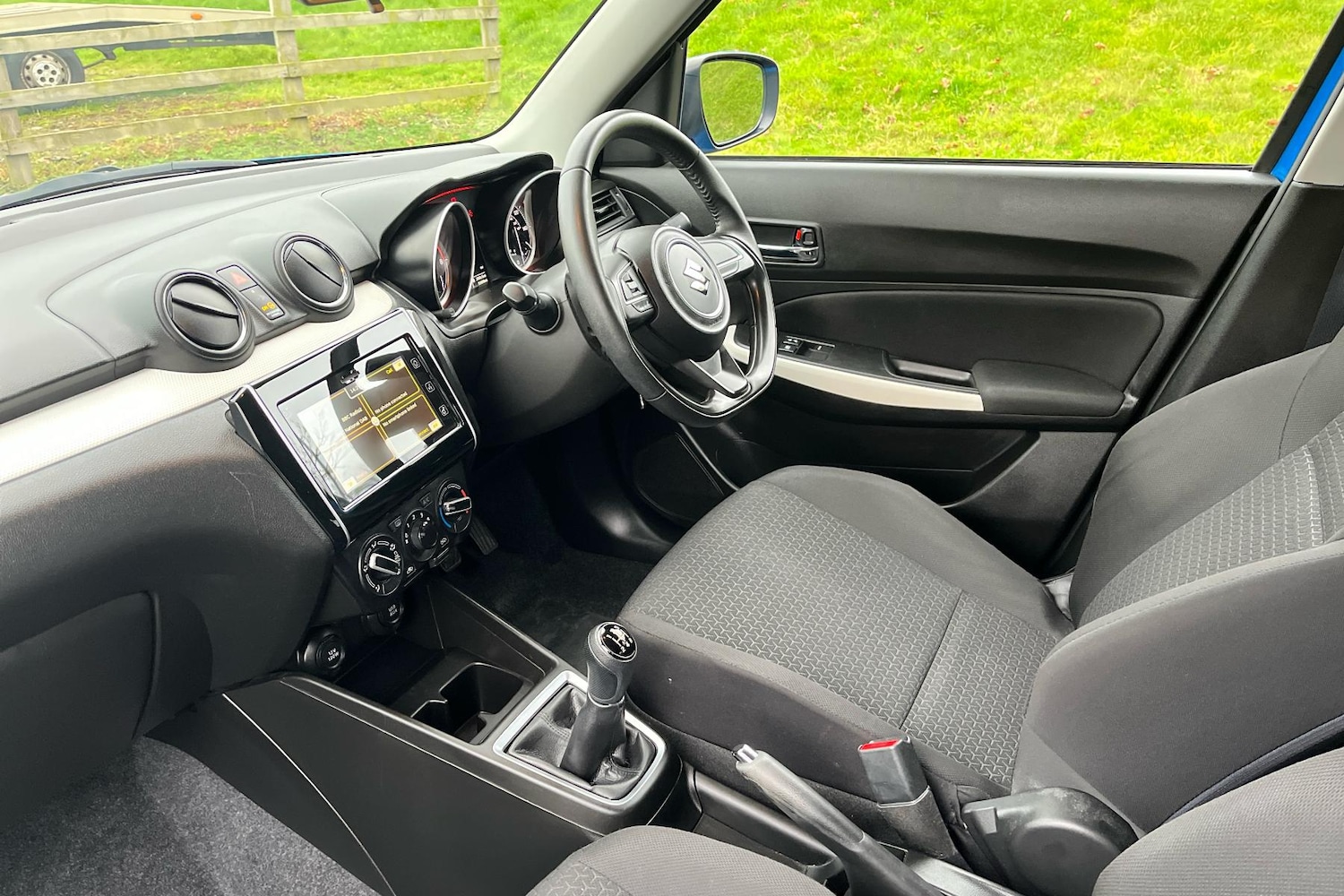 Used Suzuki Swift 2020 for sale - 76502804: Photo 5