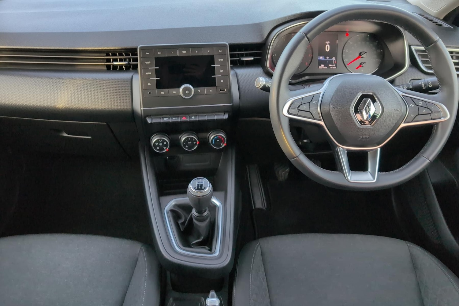 Used Renault Clio 2020 for sale - 77093659: Photo 4