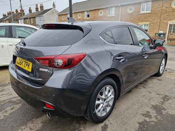 Used Mazda Mazda3 2014 for sale - 76901641: Photo