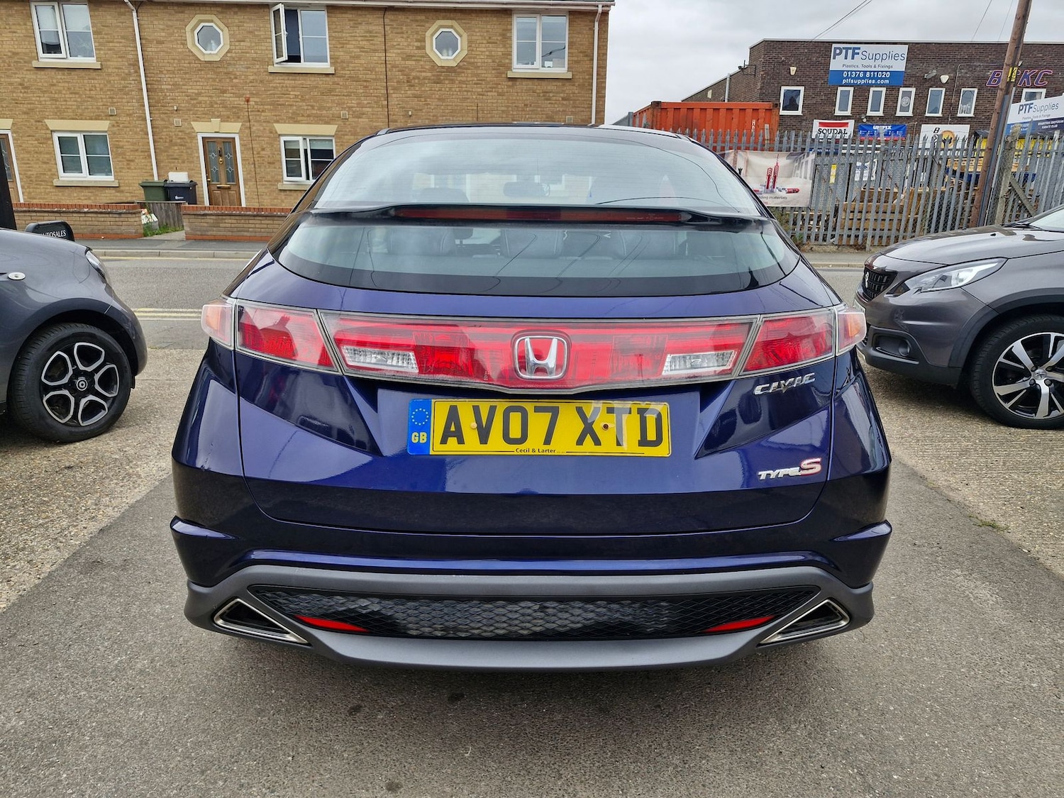 Vehicle 6