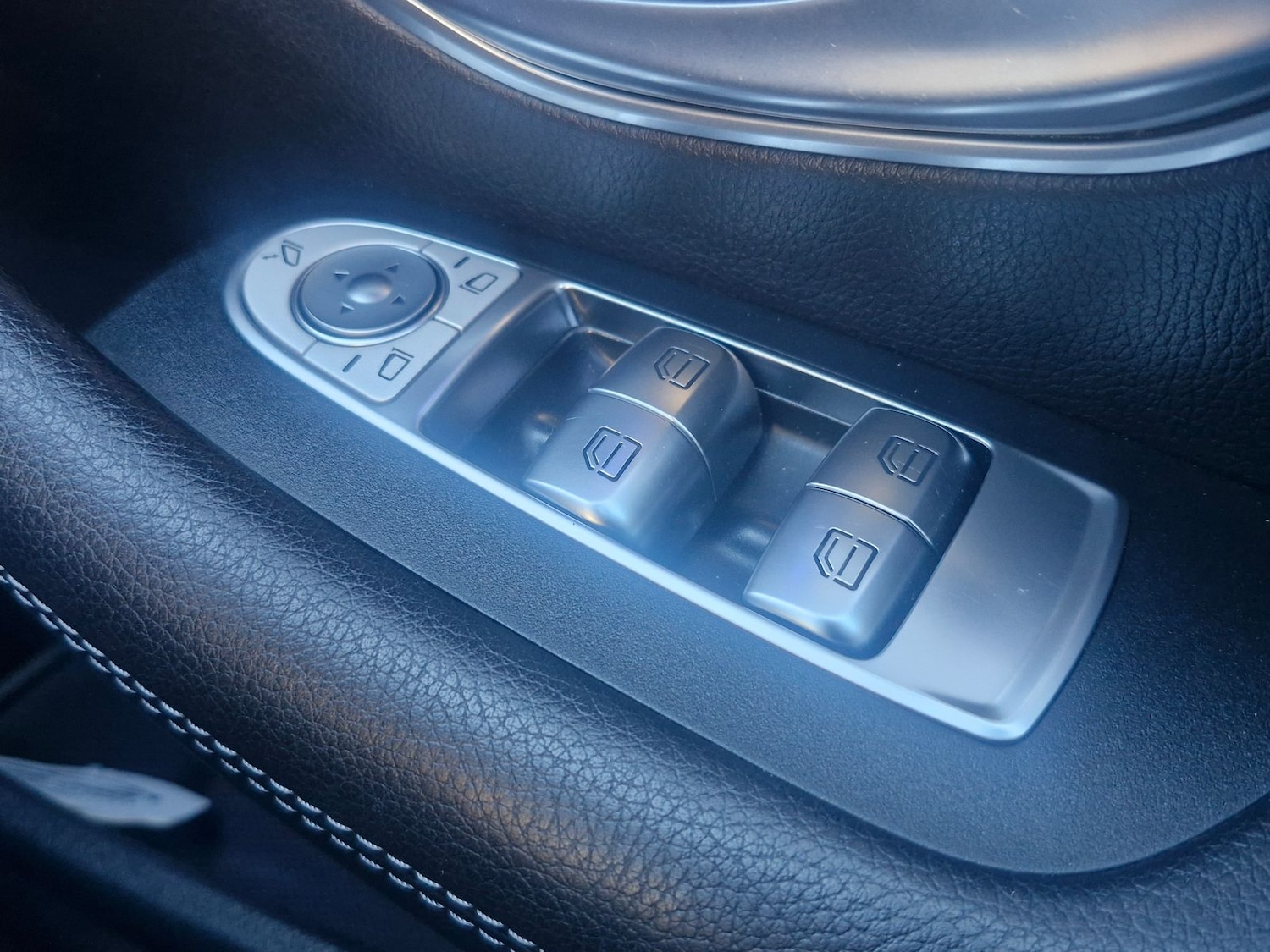 Used Mercedes-Benz E Class 2017 for sale - 77942307: Photo 19