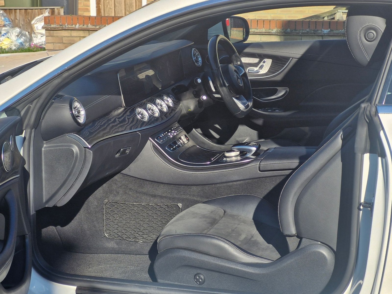 Used Mercedes-Benz E Class 2017 for sale - 77942307: Photo 9