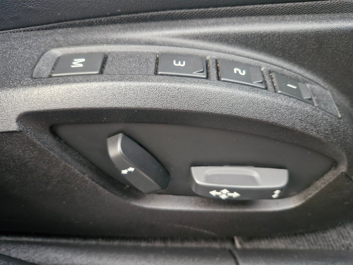 Used Volvo V40 2018 for sale - 77239571: Photo 19