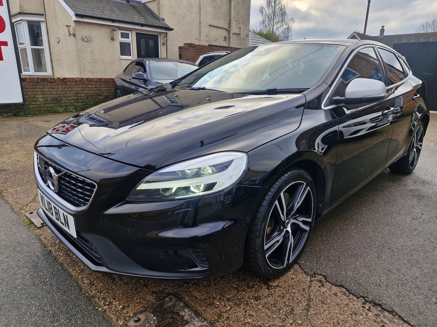 Used Volvo V40 2018 for sale - 77239571: Photo 7