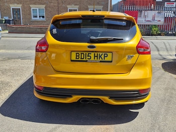 Used Ford Focus 2015 for sale - 78699799: Photo