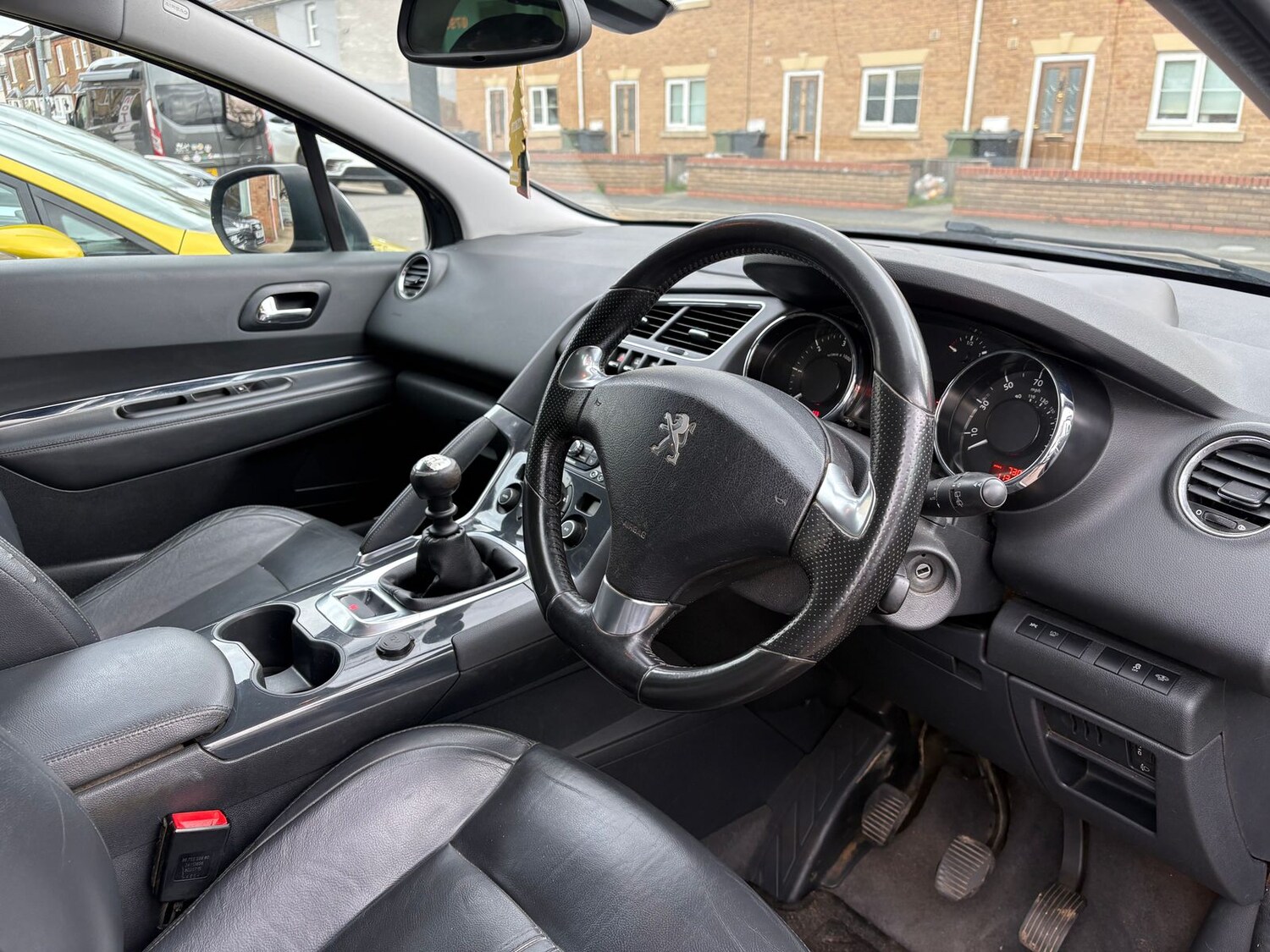 Used Peugeot 3008 2015 for sale - 77685847: Photo 12