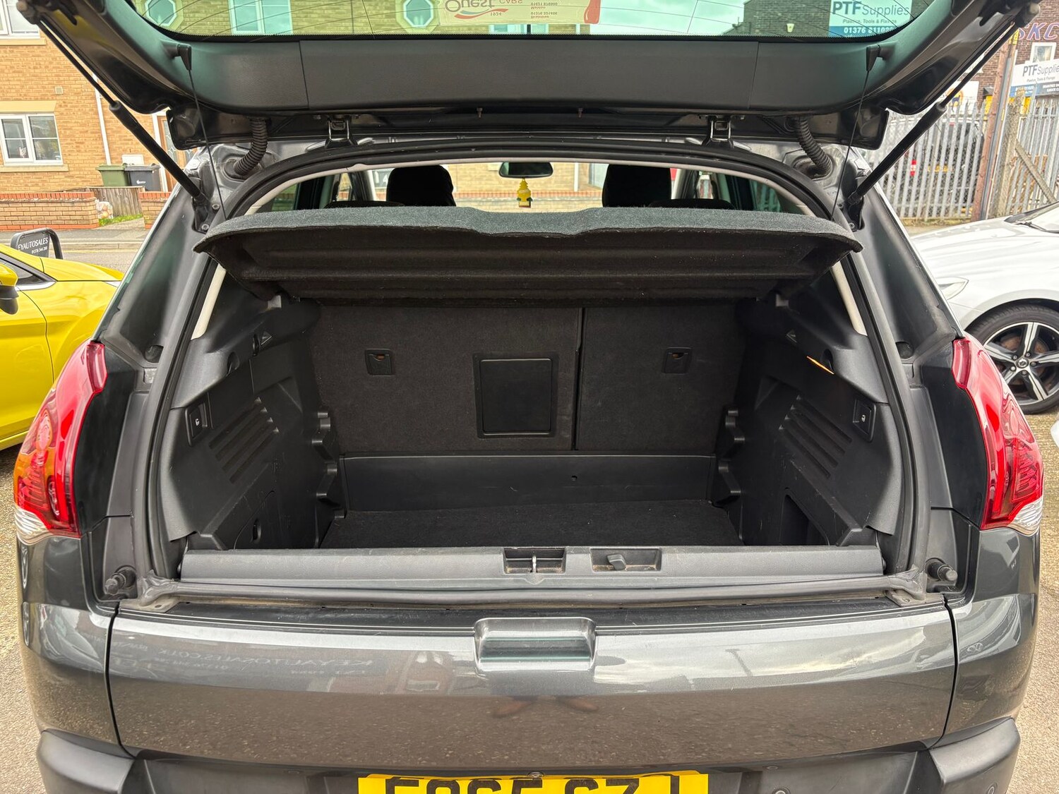 Used Peugeot 3008 2015 for sale - 77685847: Photo 7