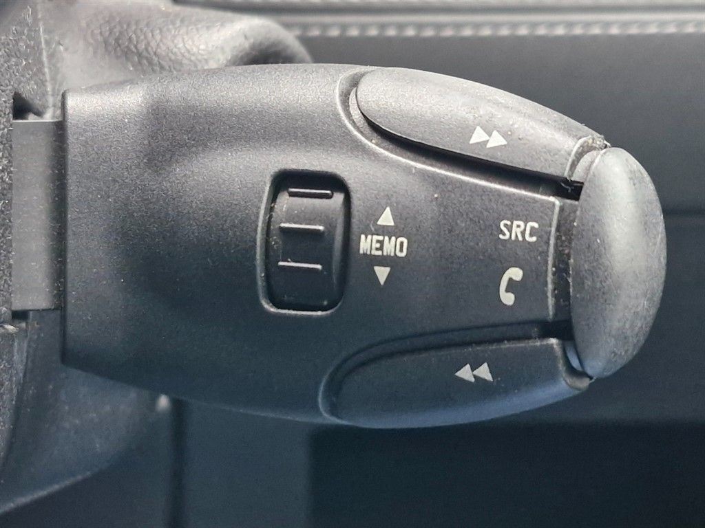 Used Peugeot RCZ 2011 for sale - 76459260: Photo 11