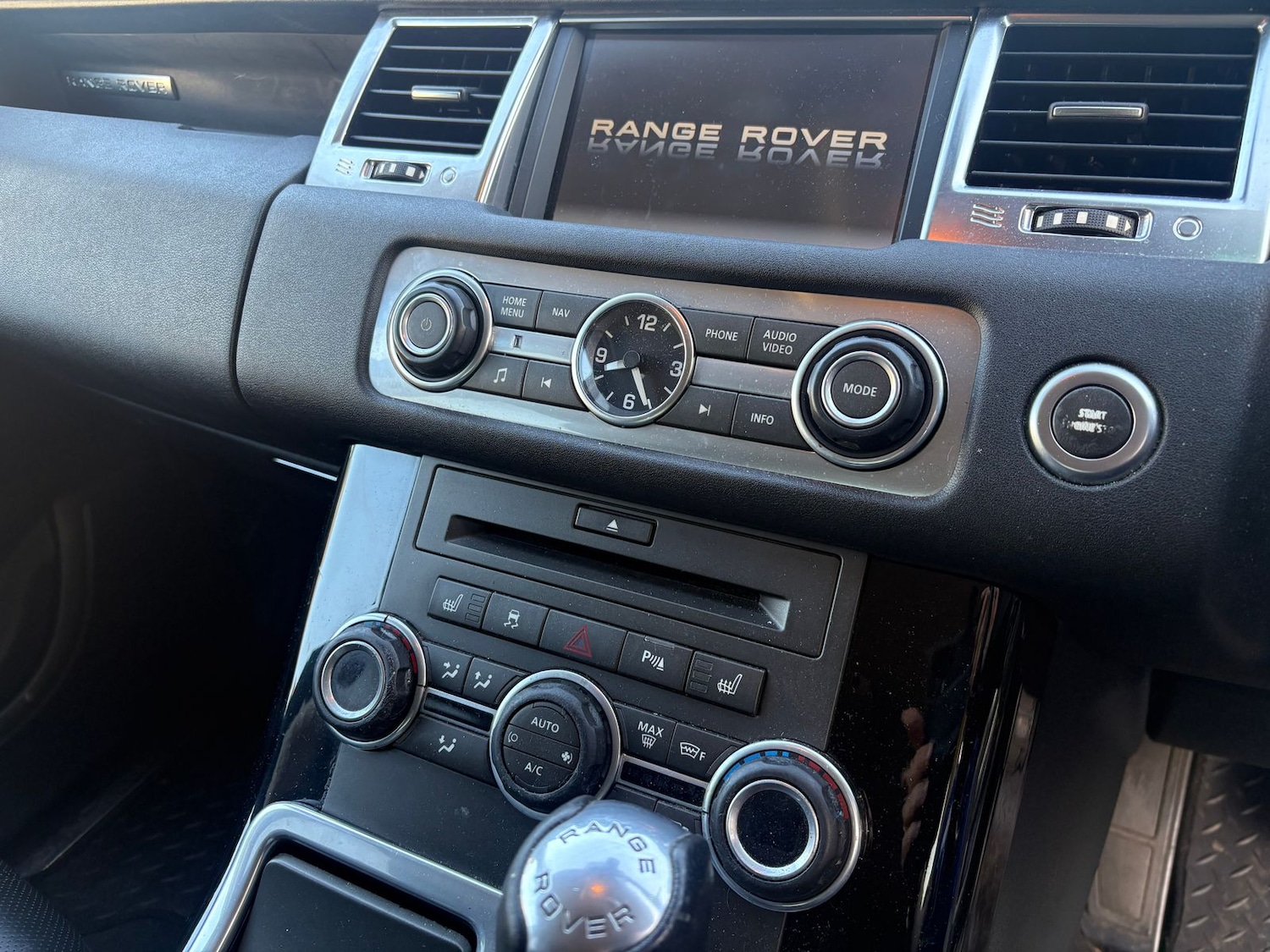 Used Land Rover Range Rover Sport 2009 for sale - 78179051: Photo 18