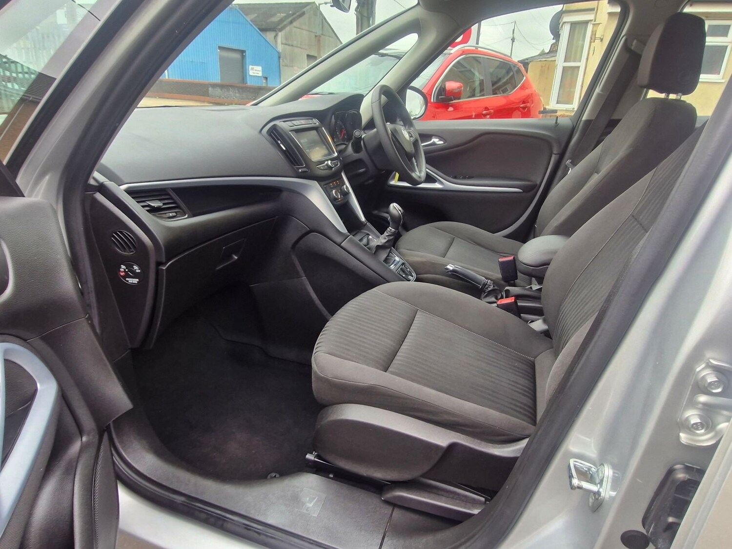 Used Vauxhall Zafira 2017 for sale - 77539959: Photo 12