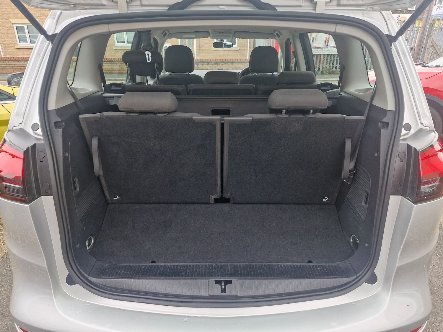 Used Vauxhall Zafira 2017 for sale - 77539959: Photo 5