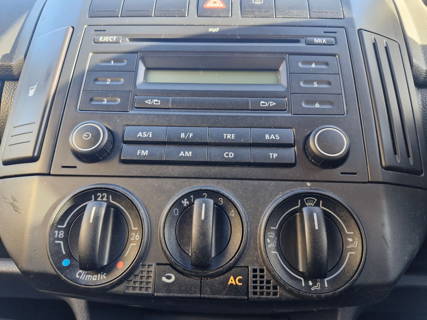 Used Volkswagen Polo 2008 for sale - 76937675: Photo 14