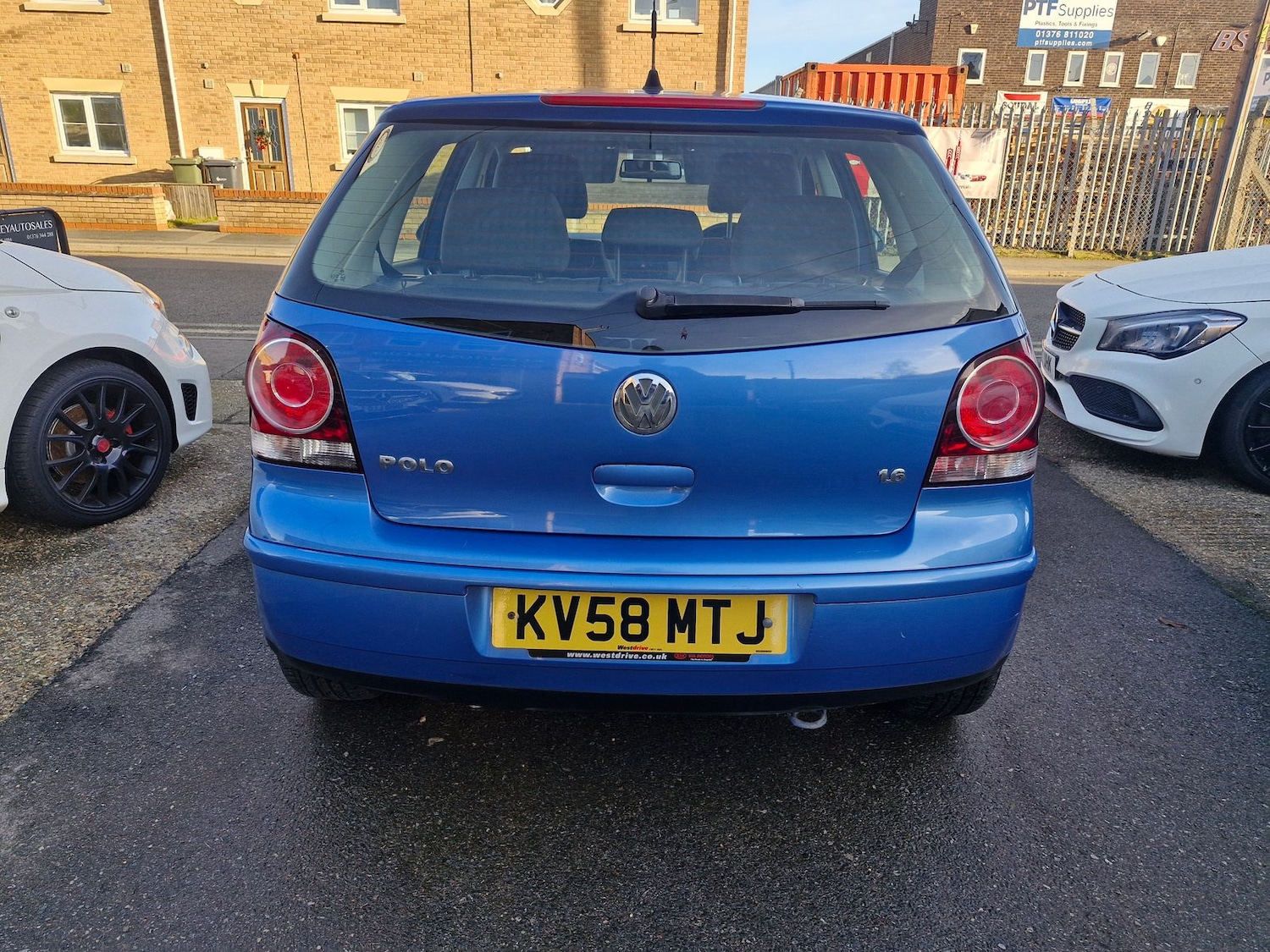 Used Volkswagen Polo 2008 for sale - 76937675: Photo 4