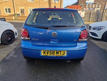 Used Volkswagen Polo 2008 for sale - 76937675: Photo