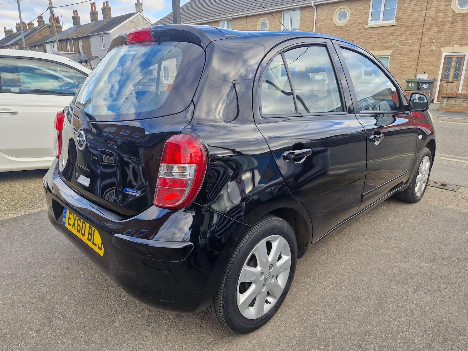 Used Nissan Micra 2011 for sale - 77051007: Photo 3