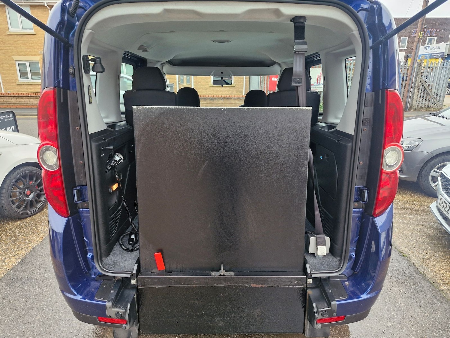 Used Fiat Doblo 2015 for sale - 76731678: Photo 5