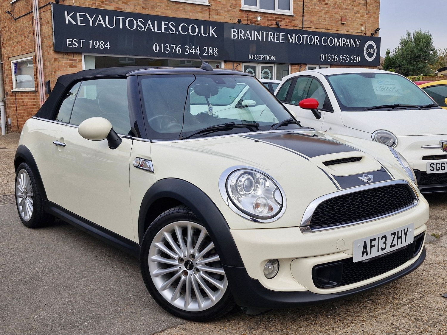 Used MINI Convertible 2013 for sale - 76124879: Photo 1