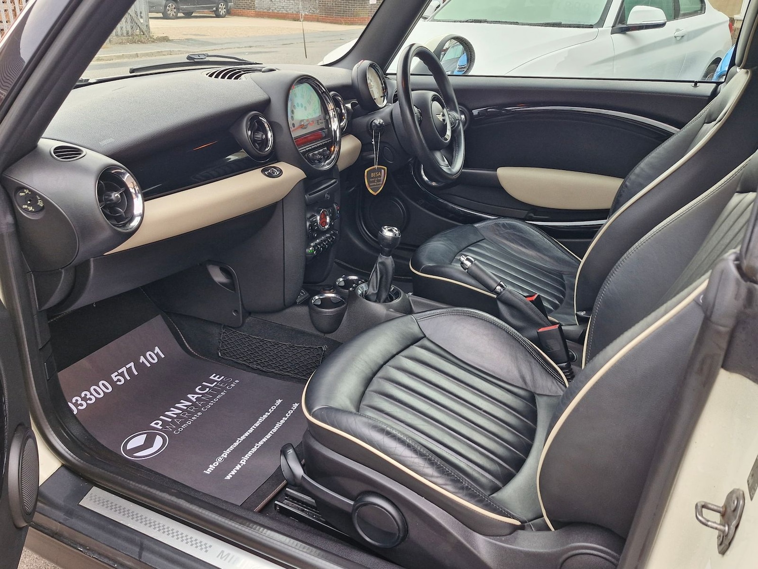 Used MINI Convertible 2013 for sale - 76124879: Photo 11