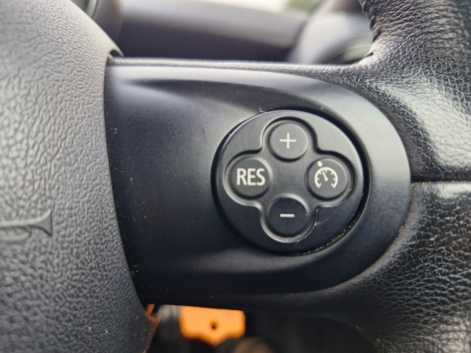 Used MINI Convertible 2013 for sale - 76124879: Photo 14