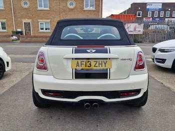 Used MINI Convertible 2013 for sale - 76124879: Photo 4