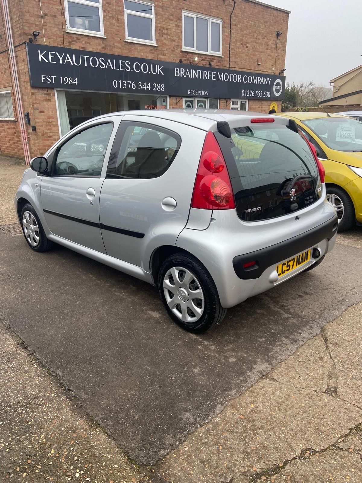 Used Peugeot 107 2011 for sale - 77755873: Photo 3