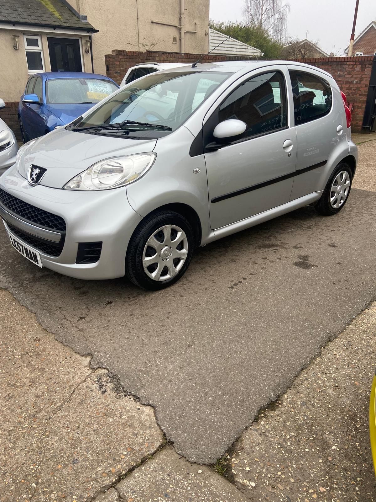 Used Peugeot 107 2011 for sale - 77755873: Photo 6