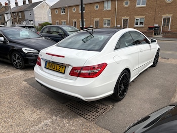 Used Mercedes-Benz E Class 2013 for sale - 79293603: Photo